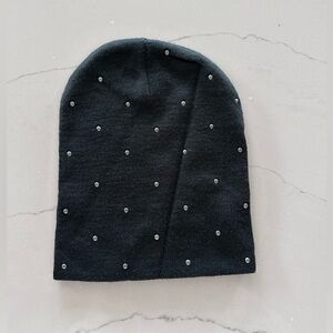 Boutique Royal & Reese Beanie Stocking Cap Toque Black Silver Metal Studs NWOTs